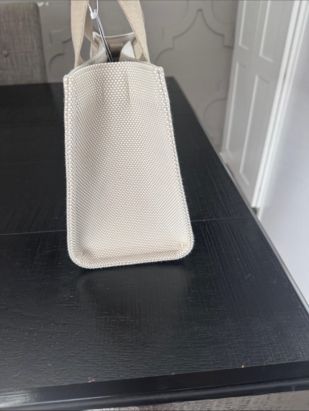 Lululemon two tone canvas tote mini 4.5L - Picture 2 of 6
